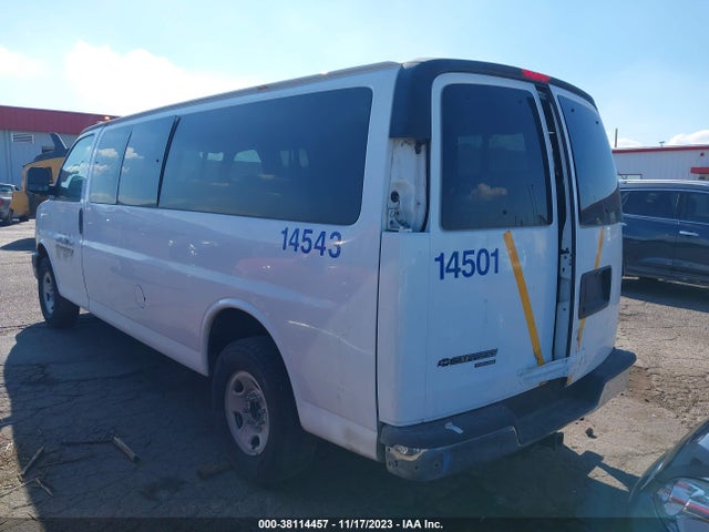 Chevrolet Express Passenger Ls 2014 1GAZGZFG1E1211844 Image 3