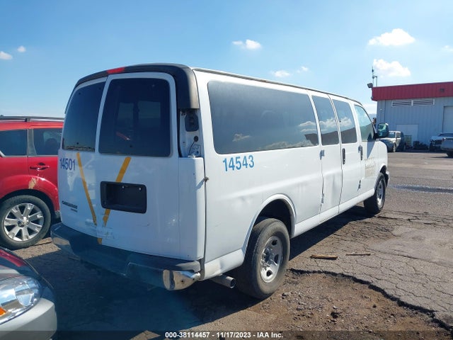 Chevrolet Express Passenger Ls 2014 1GAZGZFG1E1211844 Image 4