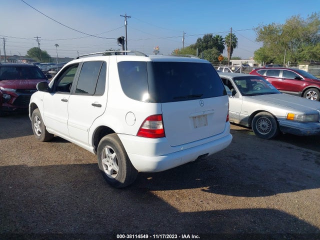 2000 MERCEDES-BENZ ML 320 VIN: 4JGAB54E4YA163124