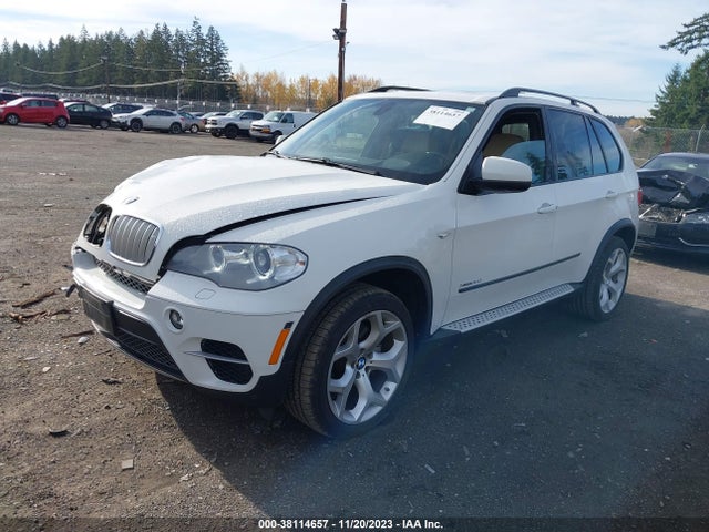 2013 BMW X5 XDRIVE35D VIN: 5UXZW0C52D0B92817