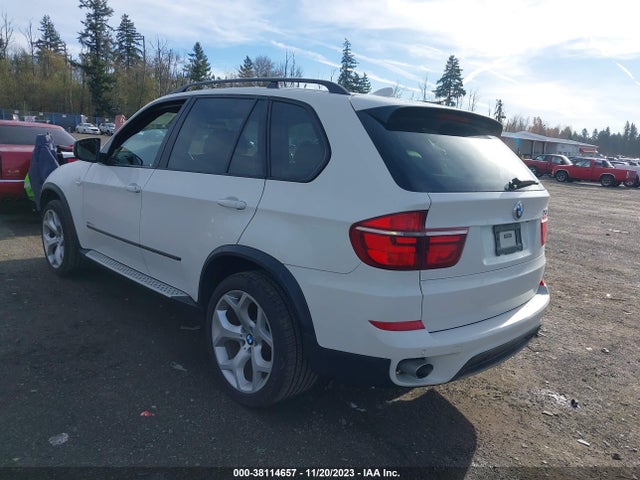 2013 BMW X5 XDRIVE35D VIN: 5UXZW0C52D0B92817