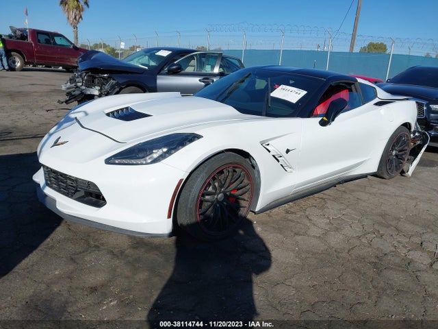 Chevrolet Corvette 1lt 2016 1G1YB2D79G5124063 Image 2