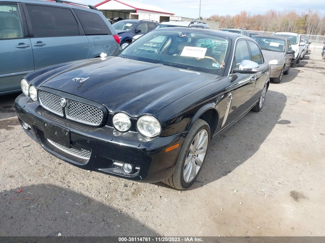 2008 JAGUAR XJ SAJWA82B28SH19842 Photo 1