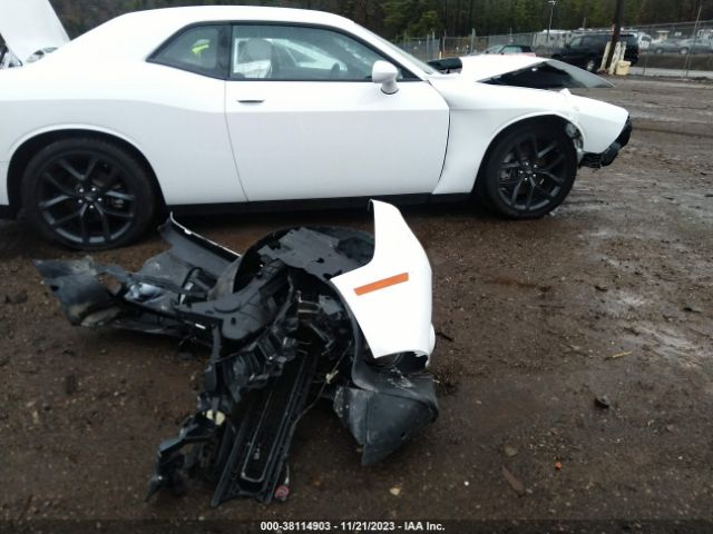 2C3CDZJG3NH219057 Dodge Challenger Gt