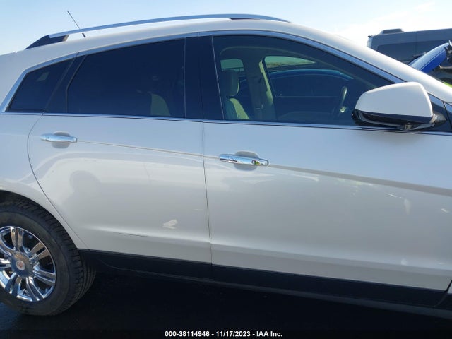 2014 CADILLAC SRX LUXURY COLLECTION VIN: 3GYFNBE34ES648025