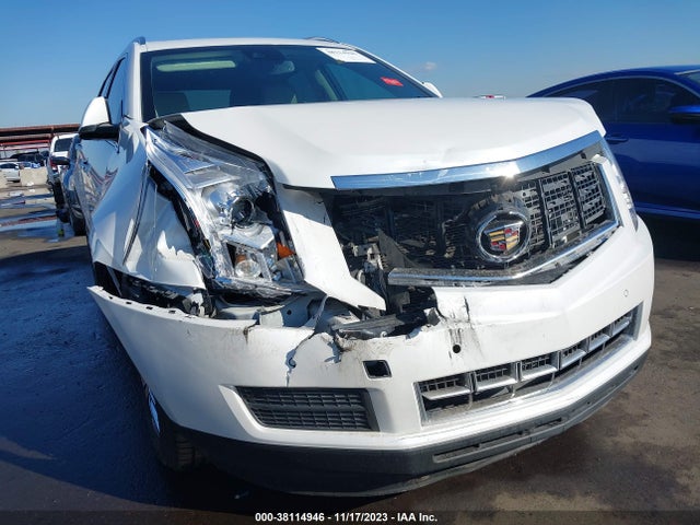 2014 CADILLAC SRX LUXURY COLLECTION VIN: 3GYFNBE34ES648025