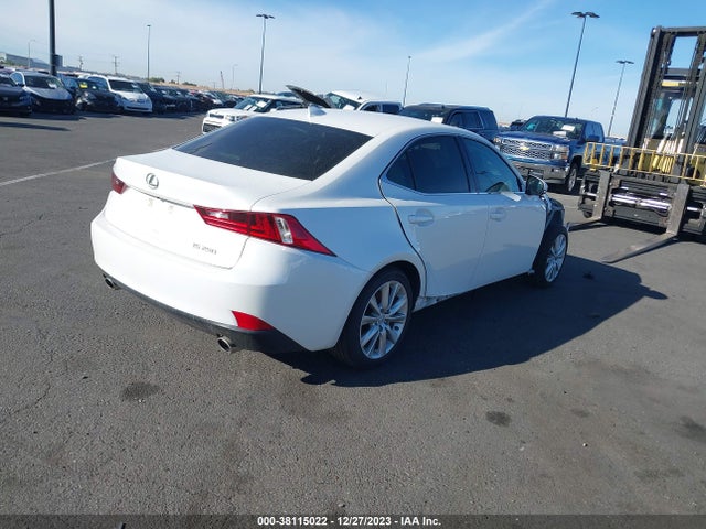 Lexus IS 250 2015 JTHBF1D27F5075460 Image 4