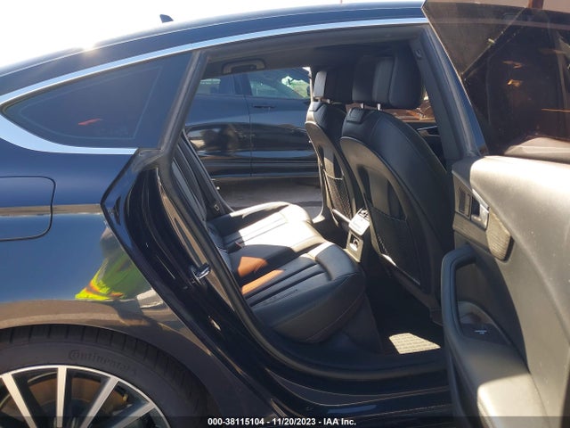 WAUCNCF5XJA061187 Audi A5 2.0t Premium