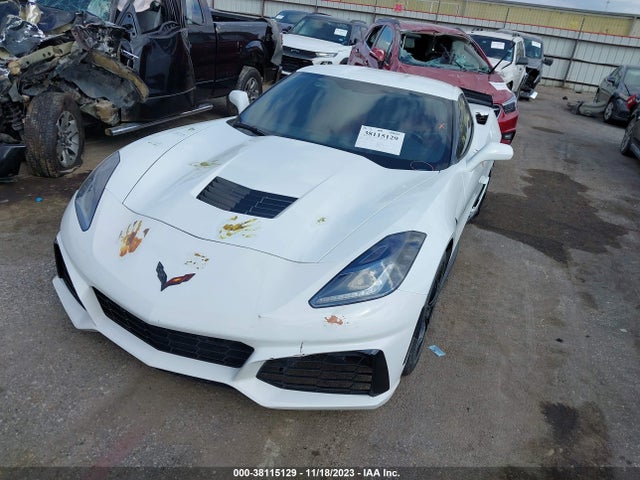 Chevrolet CORVETTE STINGRAY 2017 1G1YB2D76H5108680 Image 2