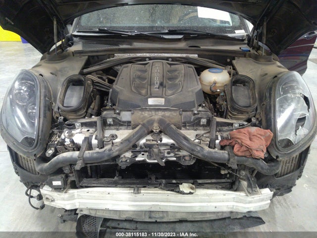 2017 PORSCHE MACAN WP1AG2A52HLB53722 Photo 9