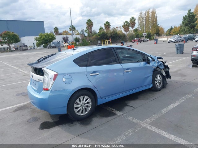 Toyota PRIUS PLUG-IN 2015 JTDKN3DP4F3066027 Image 4