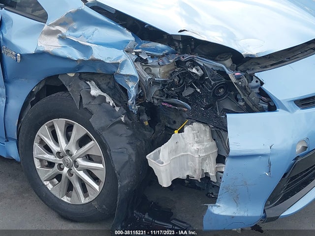 Toyota PRIUS PLUG-IN 2015 JTDKN3DP4F3066027 Image 6