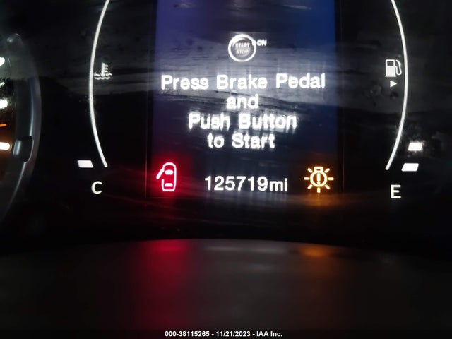 Jeep Renegade Latitude 4x4 2017 ZACCJBBB4HPE63866 Image 15