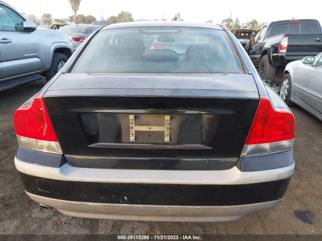 2004 VOLVO S60 2.5T VIN: YV1RS59V642397392