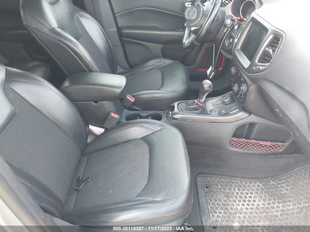 Jeep Compass Trailhawk 4x4 2019 3C4NJDDB1KT624479 Image 5