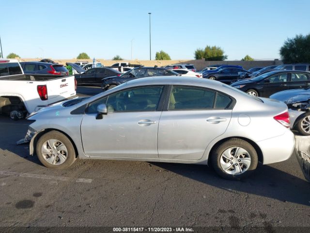 19XFB2F51EE247867 Honda Civic Lx