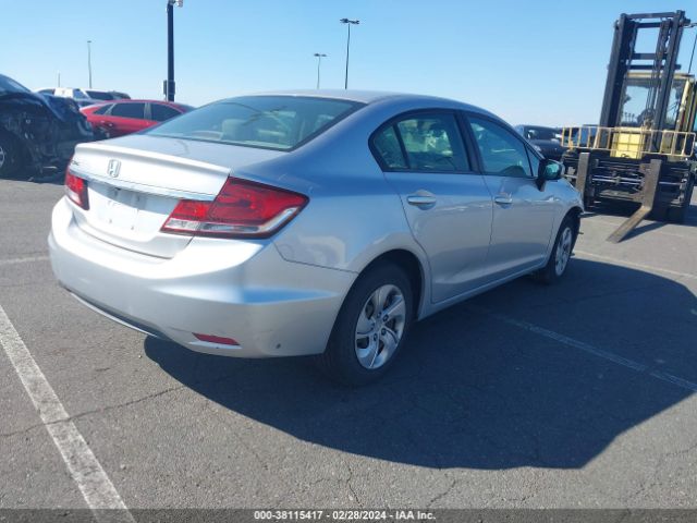 19XFB2F51EE247867 Honda Civic Lx