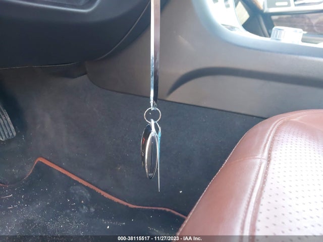 2011 JAGUAR XF SAJWA0GB5BLS01376 Photo 10