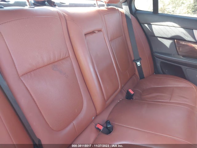 2011 JAGUAR XF SAJWA0GB5BLS01376 Photo 7