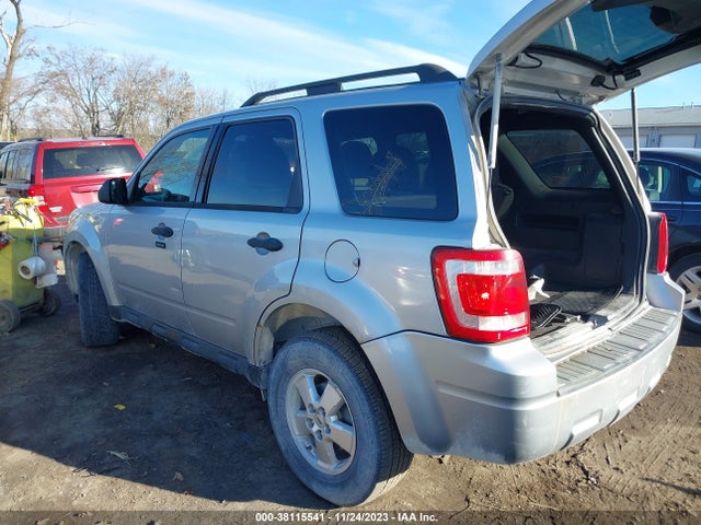 2010 FORD ESCAPE XLT VIN: 1FMCU9DG2AKC76534