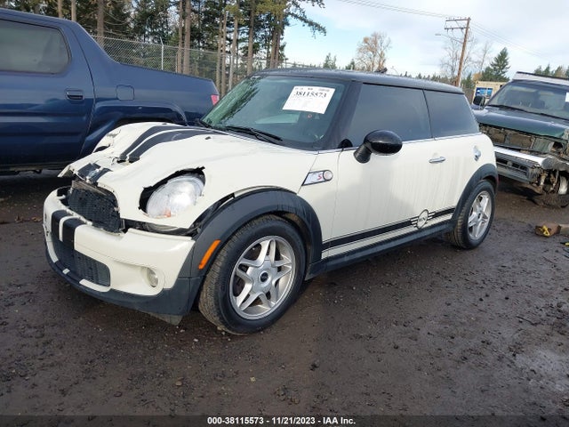 2009 MINI COOPER S WMWMF73539TT96806 Photo 1