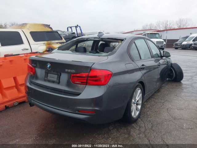 WBA8E5G36HNU45453 BMW 320i Xdrive