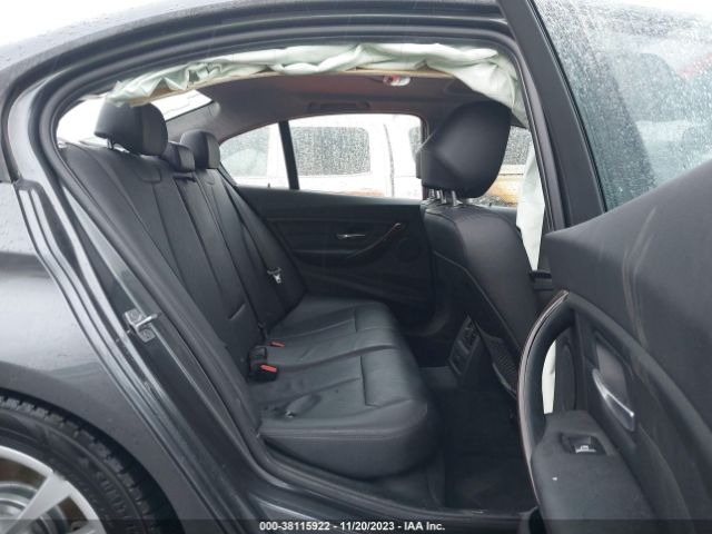WBA8E5G36HNU45453 BMW 320i Xdrive
