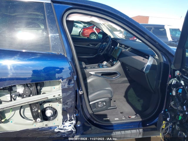 2021 JAGUAR F-PACE SADCJ2EX6MA669597 Photo 4