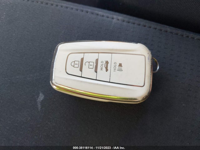 Toyota Prius Le 2019 JTDKARFUXK3079795 Image 11
