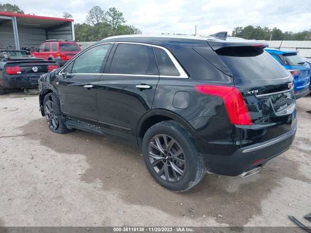 1GYKNCRSXJZ238803 Cadillac XT5 LUXURY