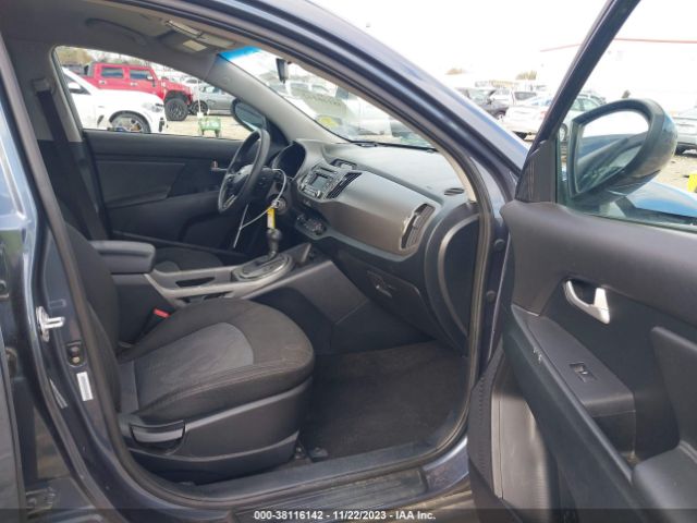 KNDPBCAC8E7613808 KIA Sportage Lx