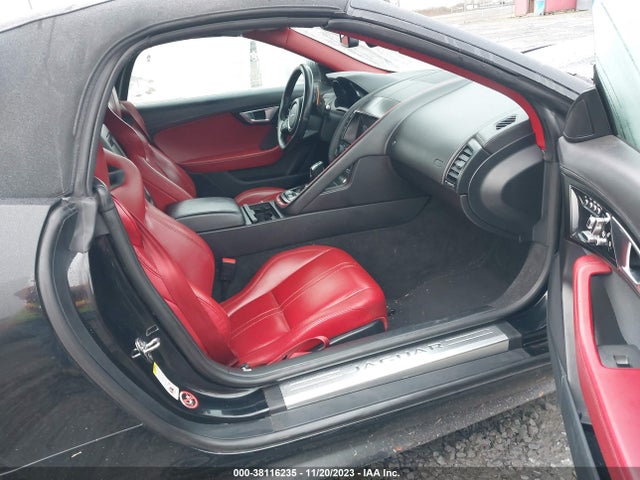 2014 JAGUAR F-TYPE SAJWA6GL9EMK10141 Photo 4