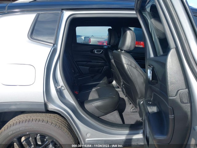 3C4NJDBN2PT542832 Jeep Compass Altitude