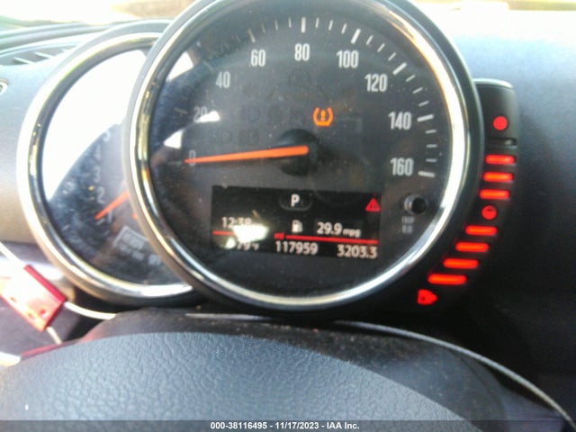 2017 MINI CLUBMAN WMWLN5C59H2E31942 Photo 6