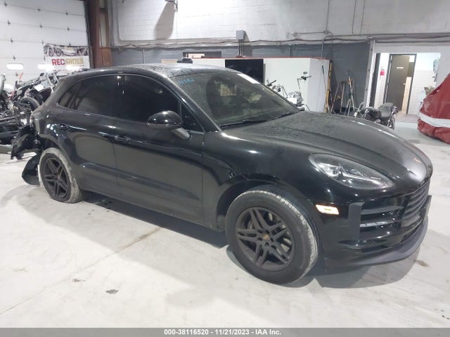 2021 PORSCHE MACAN WP1AA2A54MLB11113 Photo 0