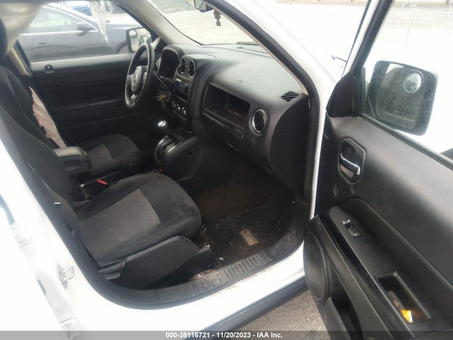 2016 JEEP PATRIOT SPORT VIN: 1C4NJRBB7GD566326