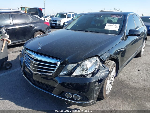 2010 MERCEDES-BENZ E 550 VIN: WDDHF7CBXAA204913