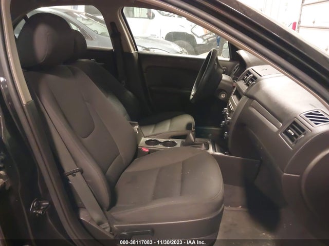 2010 FORD FUSION SE VIN: 3FAHP0HA6AR431638