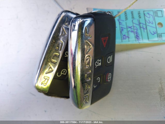 2017 JAGUAR XE SAJAD4BV9HA974334 Photo 10