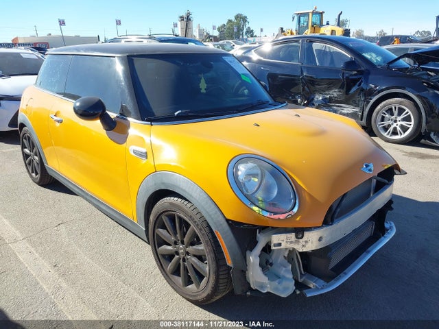 2018 MINI HARDTOP WMWXP5C50J2G61824 Photo 0