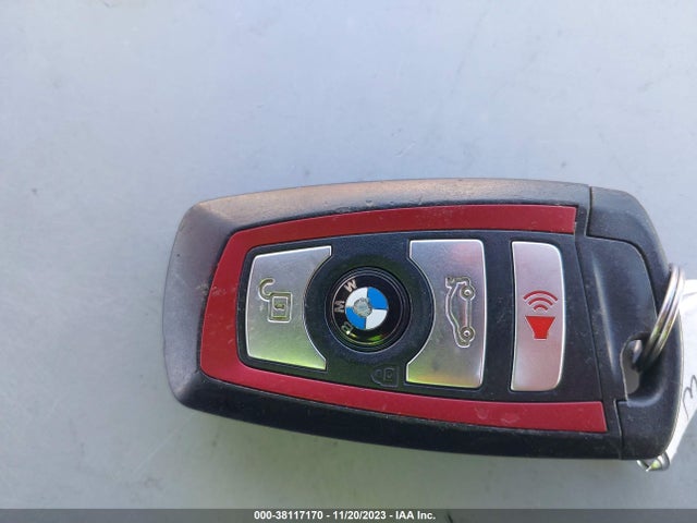 WBA8E9G51GNU30429 BMW 328I