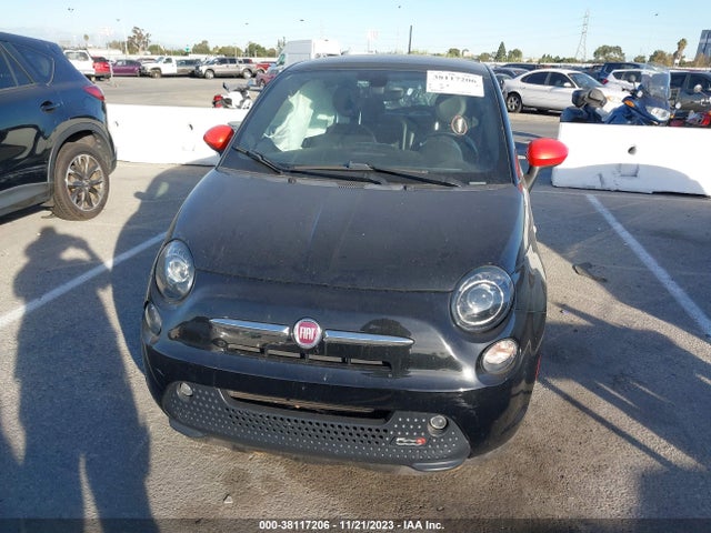 Fiat 500E BATTERY ELECTRIC 2017 3C3CFFGE7HT550377 Image 12