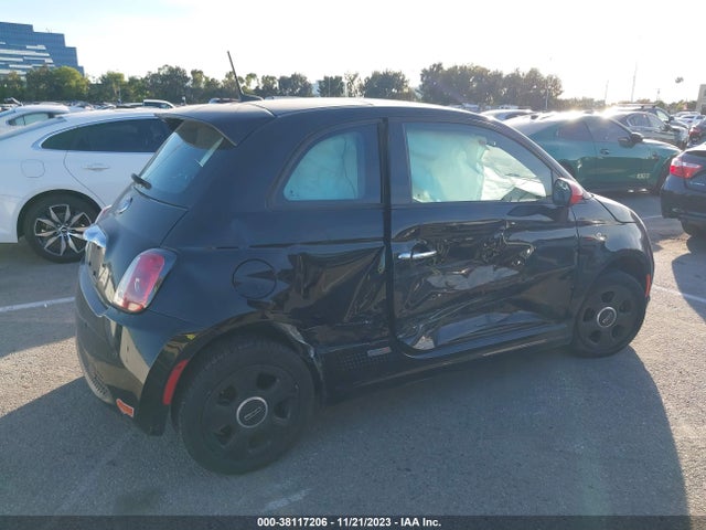 Fiat 500E BATTERY ELECTRIC 2017 3C3CFFGE7HT550377 Image 13