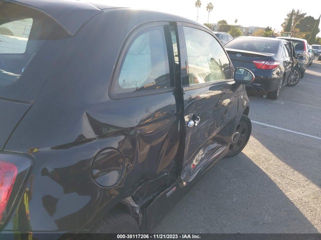 Fiat 500E BATTERY ELECTRIC 2017 3C3CFFGE7HT550377 Image 6