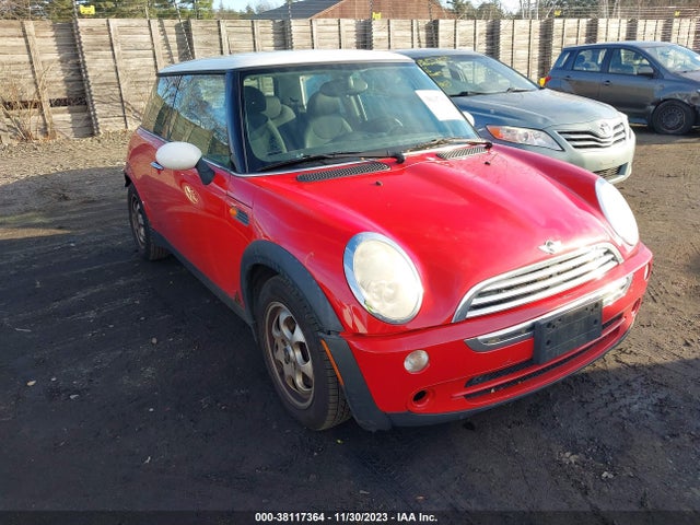2005 MINI COOPER WMWRC33435TJ68393 Photo 0