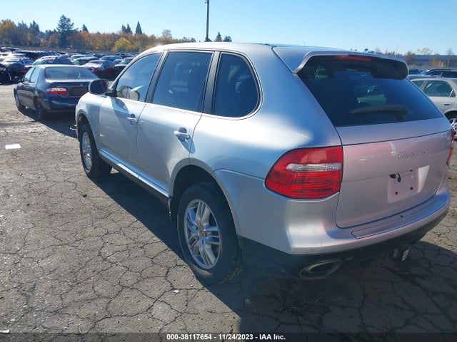 2008 PORSCHE CAYENNE WP1AB29PX8LA35163 Photo 2