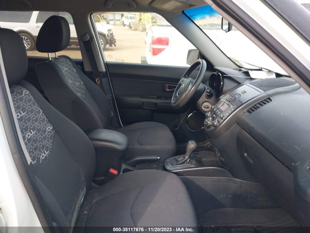 2011 KIA SOUL VIN: KNDJT2A20B7278902