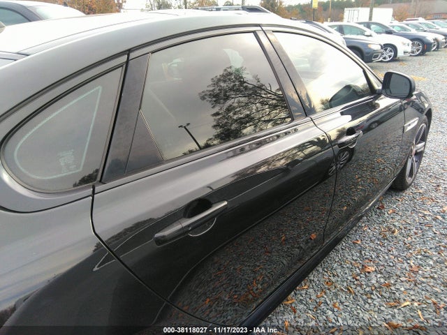 SAJBL4BN1HCY48027 Jaguar Xf 20d R-sport