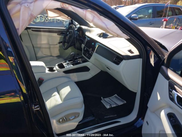 2023 PORSCHE MACAN WP1AF2A50PLB57205 Photo 4