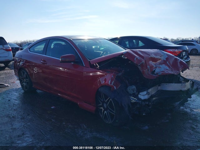 2013 MERCEDES-BENZ C 350 SPORT 4MATIC VIN: WDDGJ8JB3DF986532